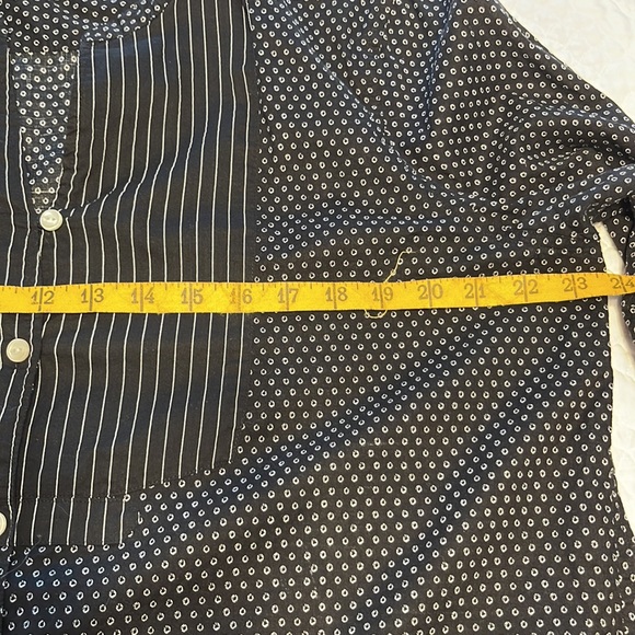 Lauren by Ralph Lauren light weight cotton button down blouse. - Picture 3 of 7